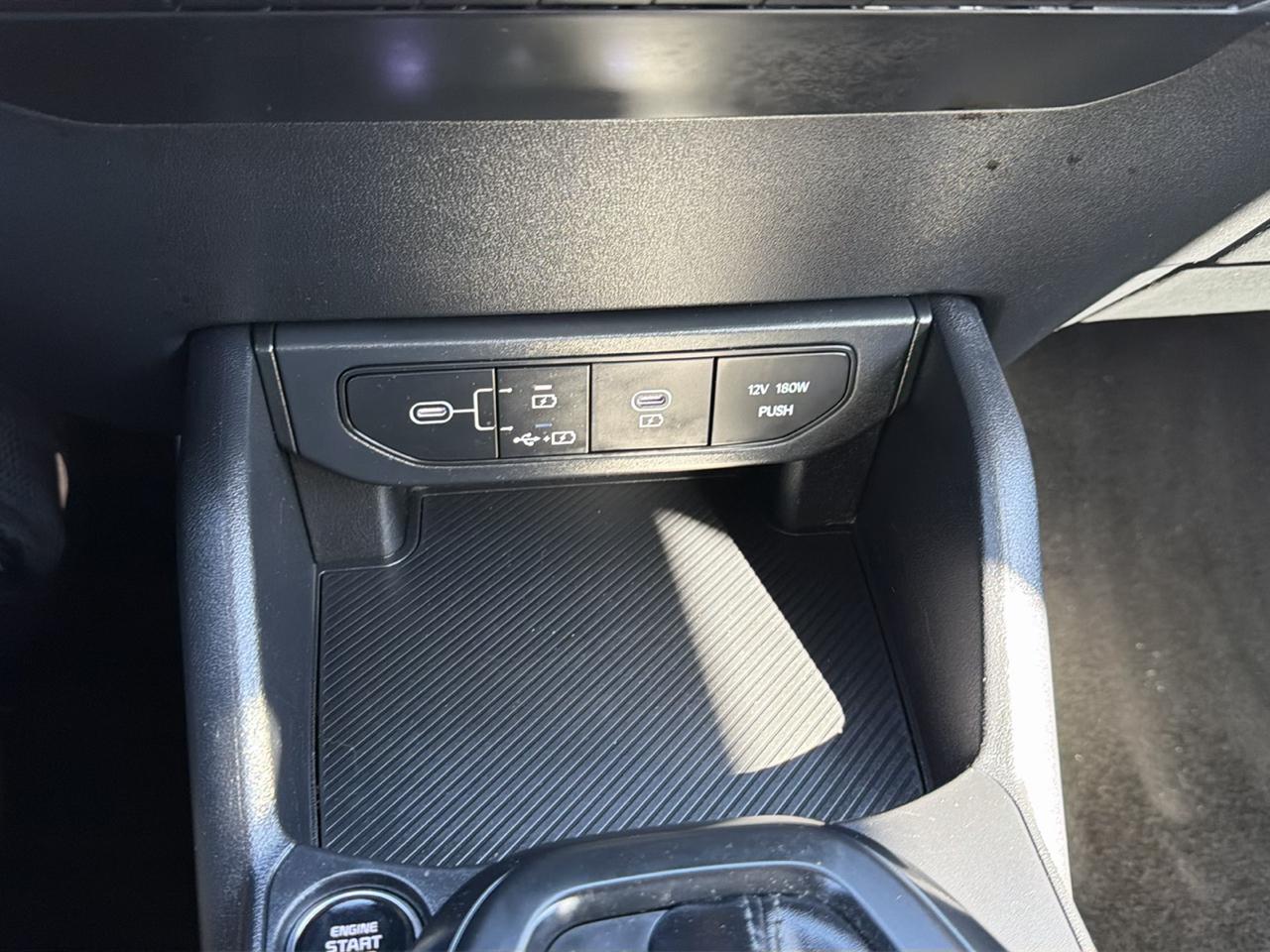 Kia K4 LXS FWD 2025