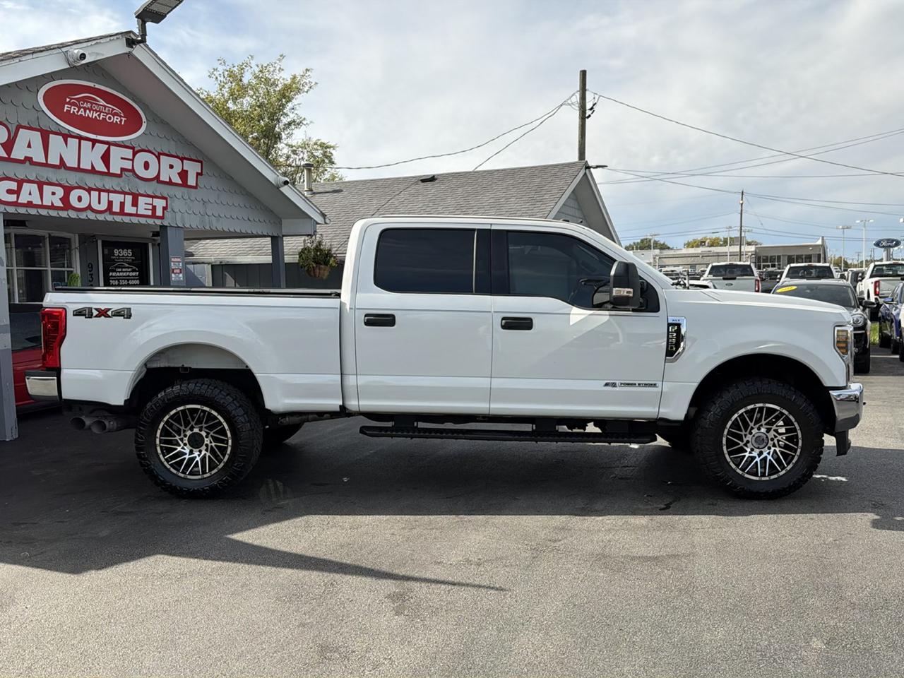 Ford Super Duty F-250 SRW XLT 4WD Crew Cab 8' Box 2019