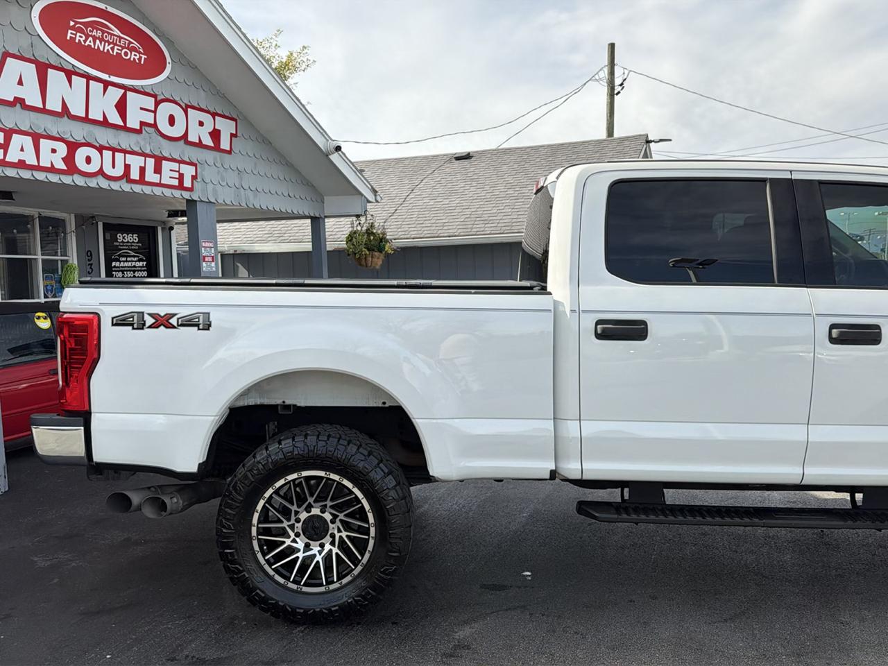 Ford Super Duty F-250 SRW XLT 4WD Crew Cab 8' Box 2019