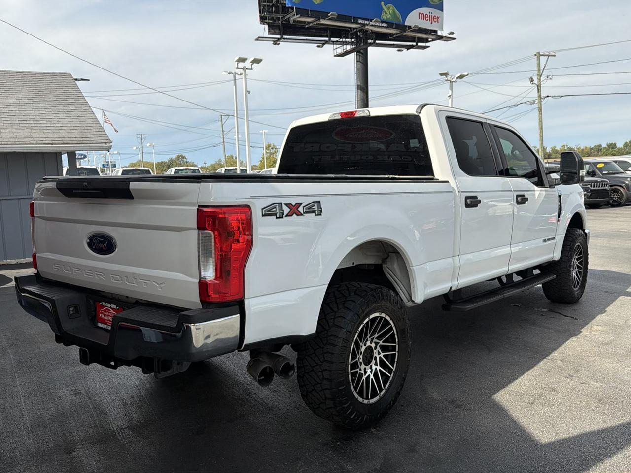 Ford Super Duty F-250 SRW XLT 4WD Crew Cab 8' Box 2019