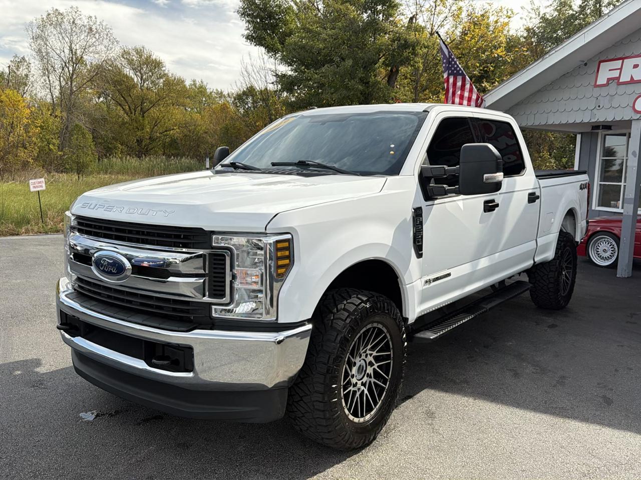 Ford Super Duty F-250 SRW XLT 4WD Crew Cab 8' Box 2019