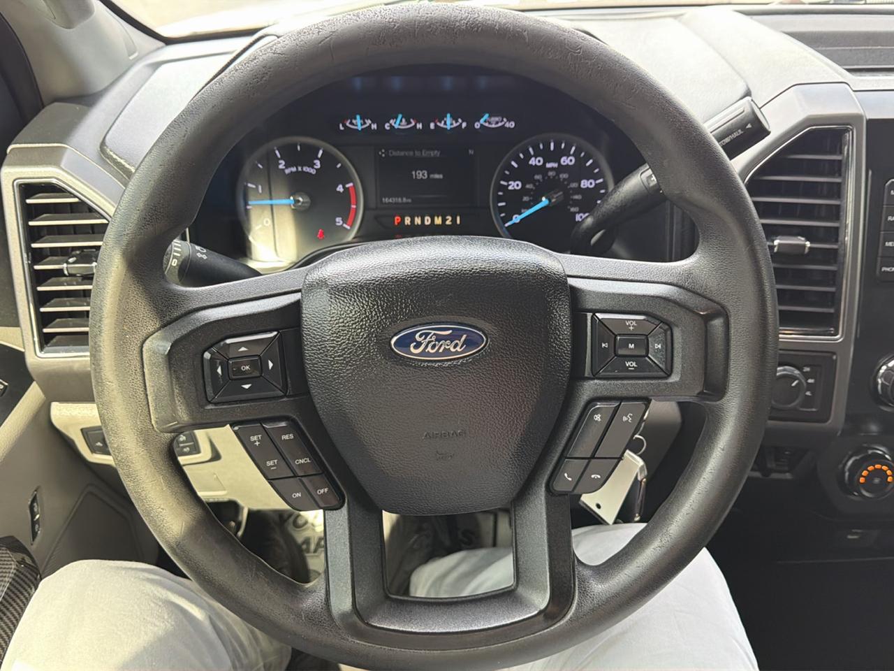 Ford Super Duty F-250 SRW XLT 4WD Crew Cab 8' Box 2019