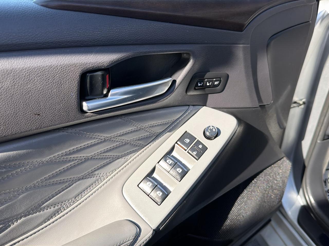 Toyota Avalon Limited (Natl) 2020
