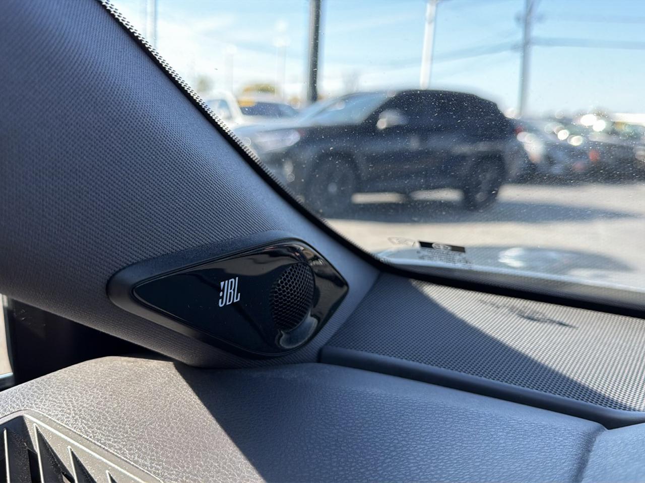 Toyota Avalon Limited (Natl) 2020