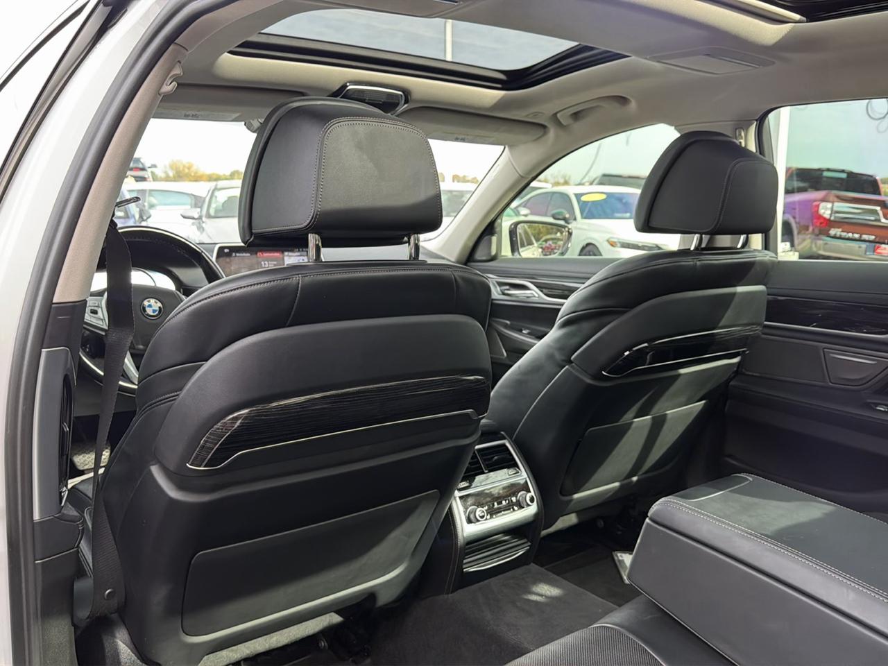 BMW 7 Series 750i xDrive Sedan 2019