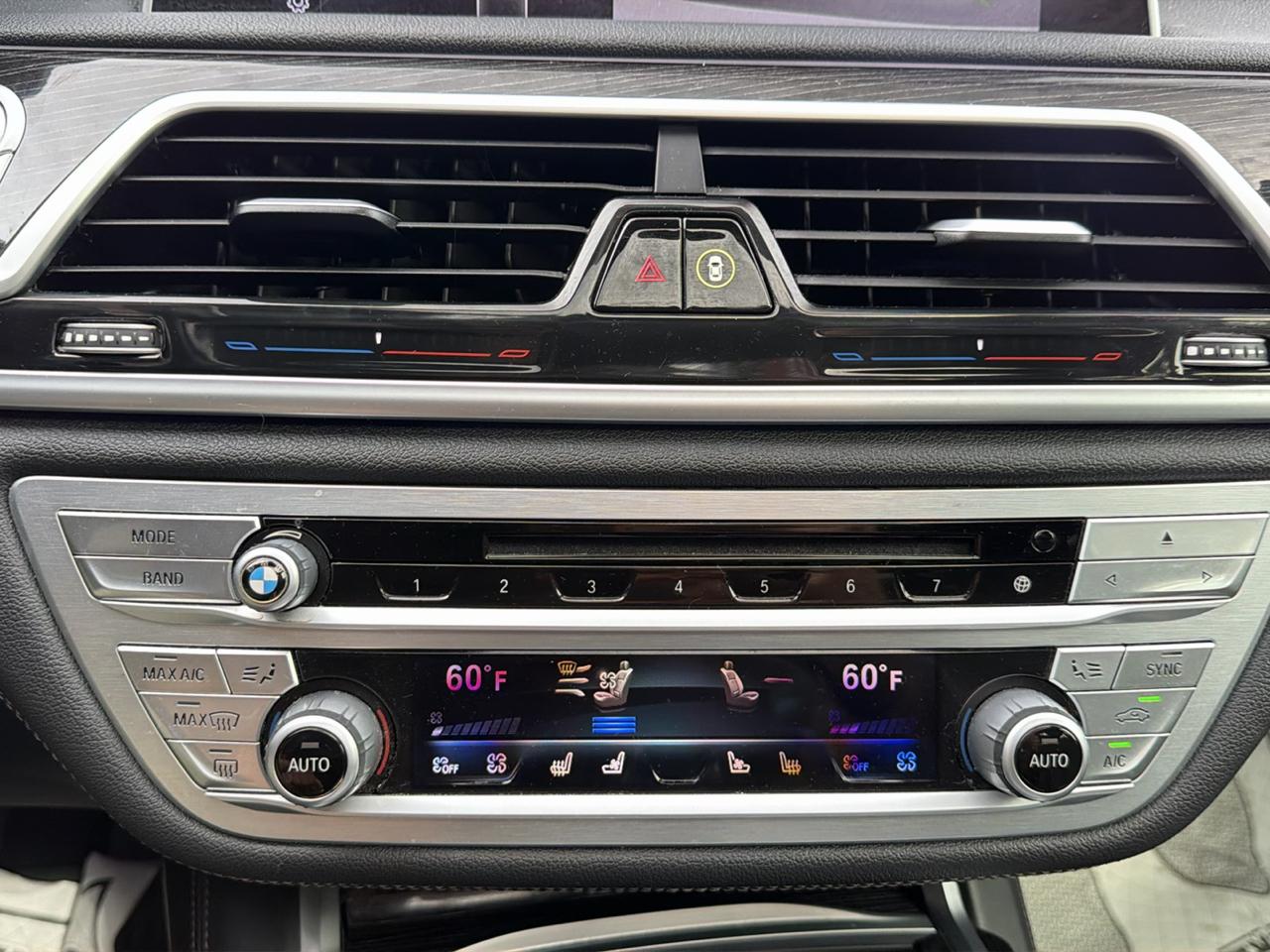 BMW 7 Series 750i xDrive Sedan 2019
