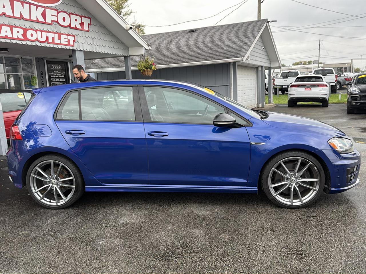Volkswagen Golf R 4-Door DSG w/DCC/Nav 2017