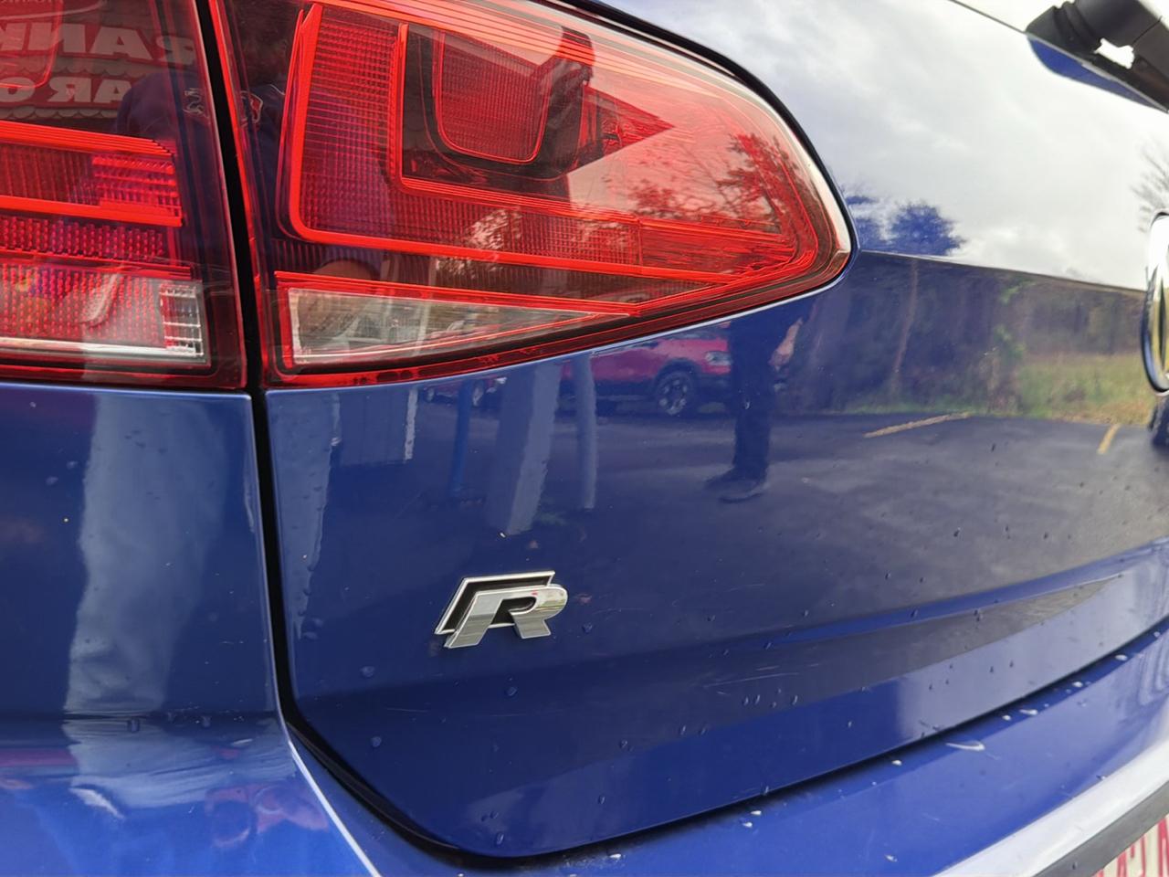 Volkswagen Golf R 4-Door DSG w/DCC/Nav 2017