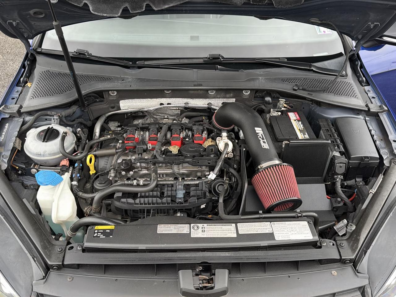 Volkswagen Golf R 4-Door DSG w/DCC/Nav 2017