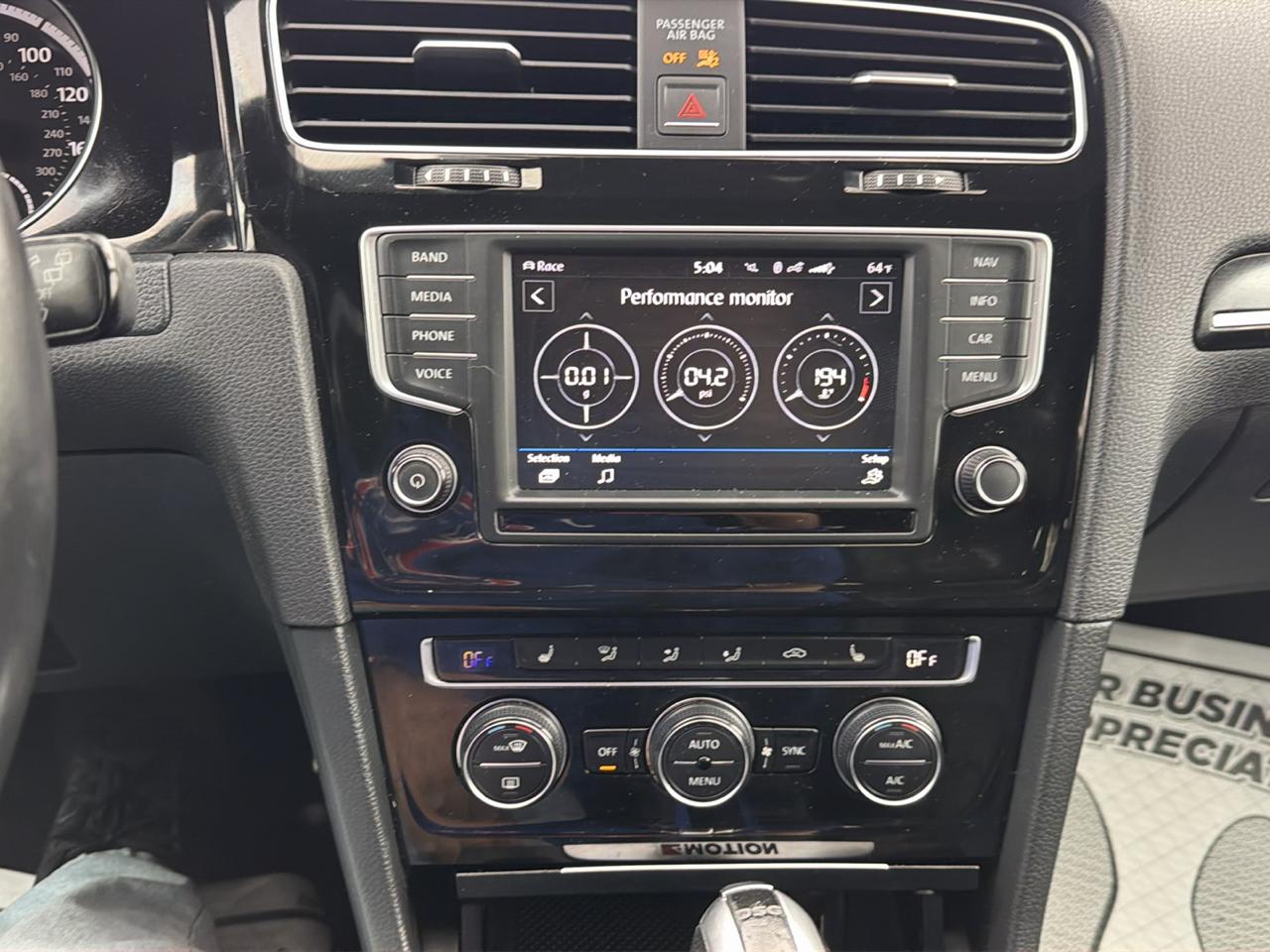 Volkswagen Golf R 4-Door DSG w/DCC/Nav 2017