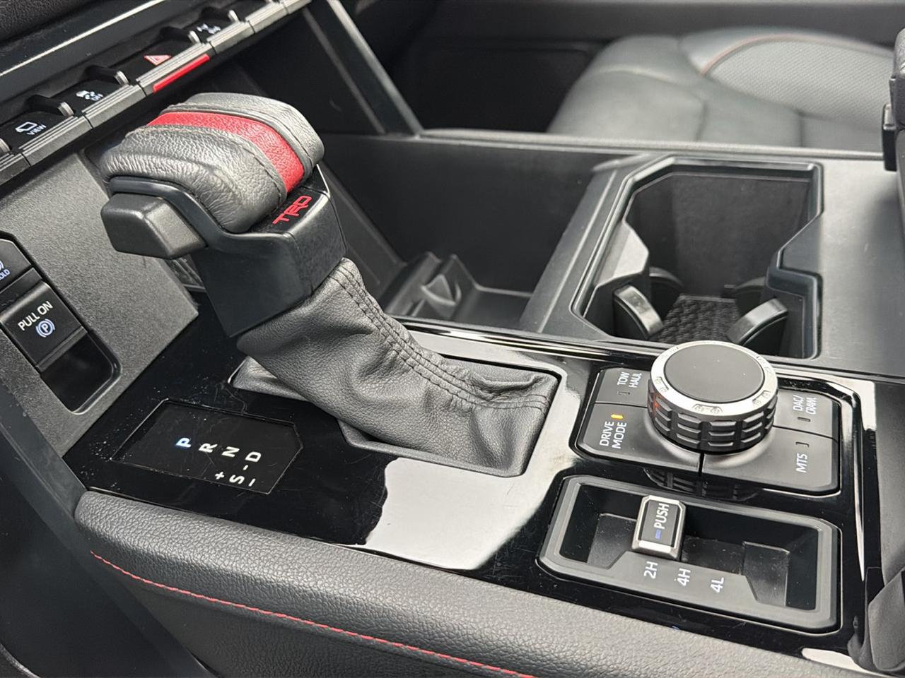 Toyota Tundra 4WD TRD Pro Hybrid CrewMax 5.5' Bed (Natl) 2024