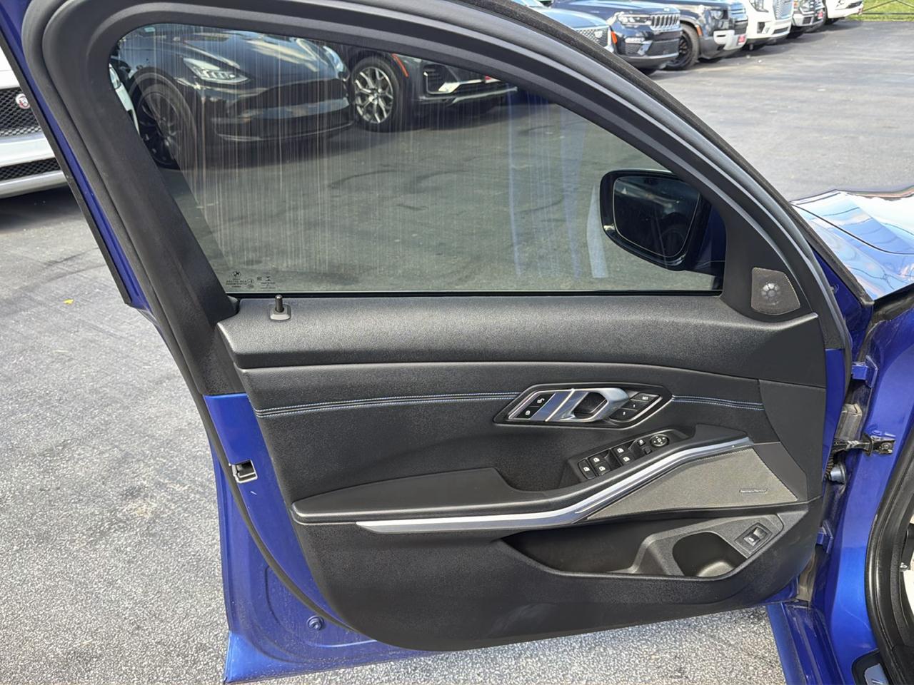 BMW 3 Series 330i xDrive Sedan 2019