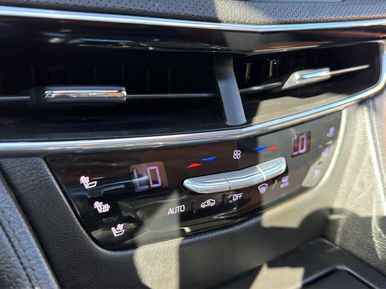 Cadillac CT6 4dr Sdn 3.0L Turbo Luxury AWD 2017