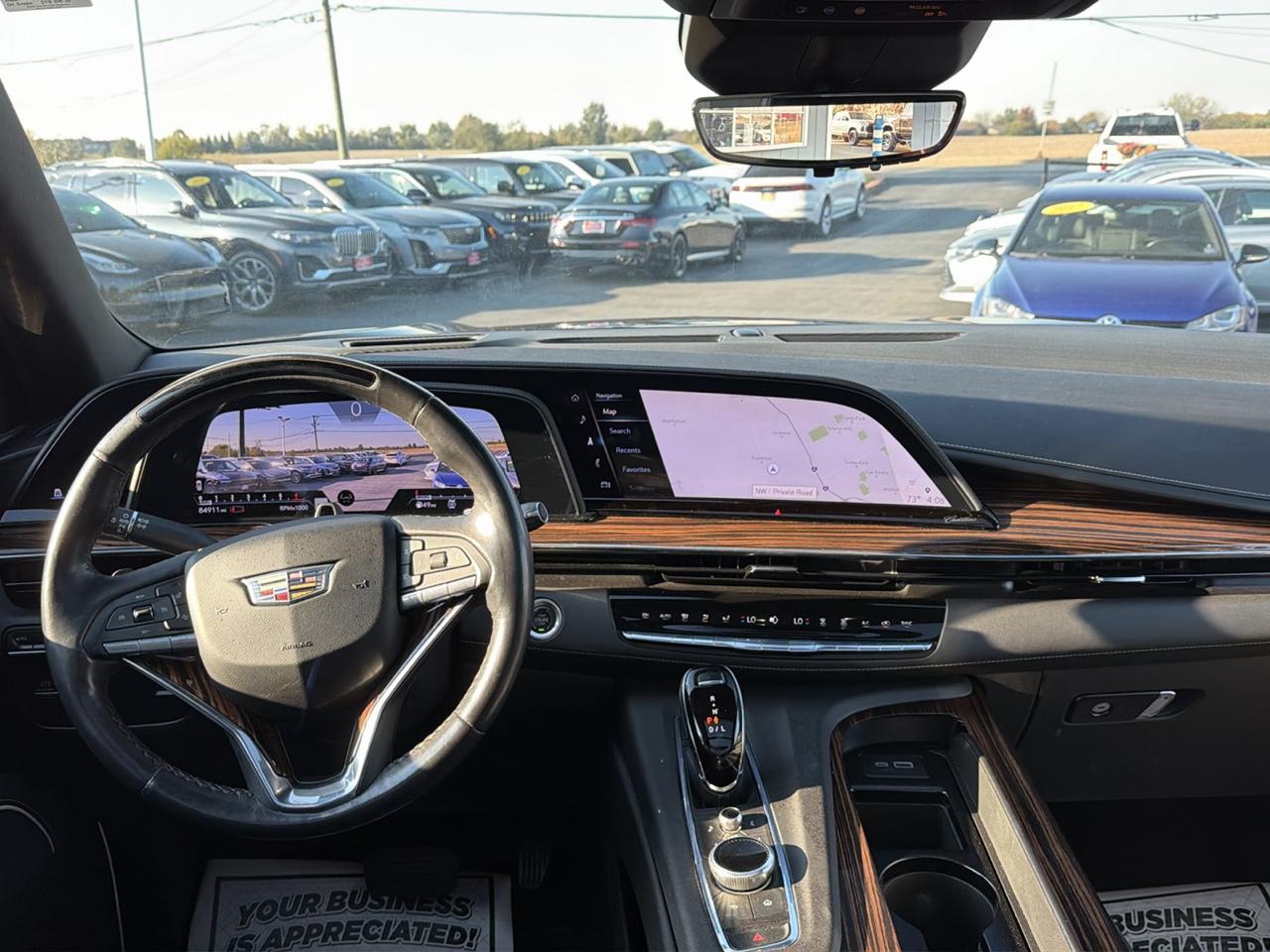 Cadillac Escalade ESV 4WD 4dr Premium Luxury 2023