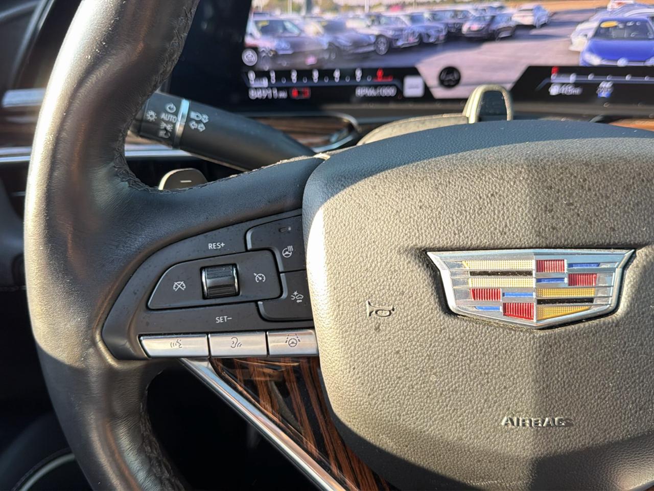 Cadillac Escalade ESV 4WD 4dr Premium Luxury 2023