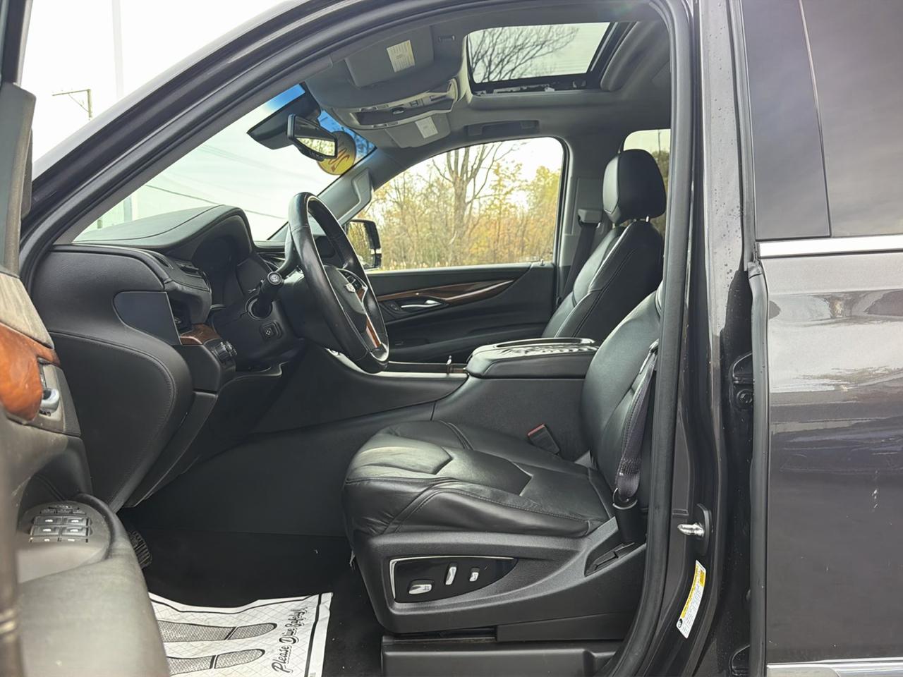 Cadillac Escalade 4WD 4dr Luxury Collection 2016