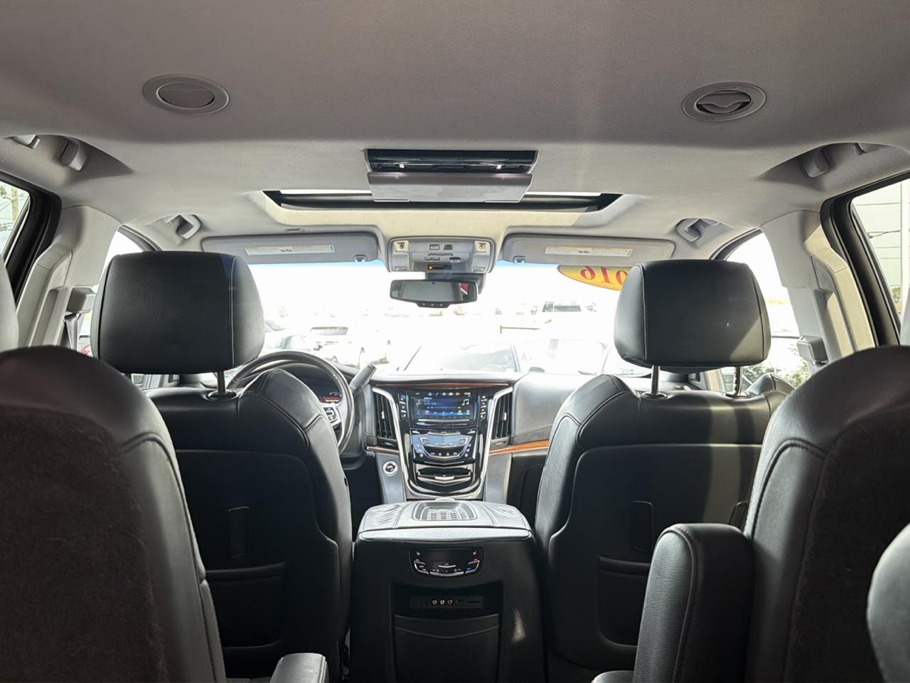 Cadillac Escalade 4WD 4dr Luxury Collection 2016