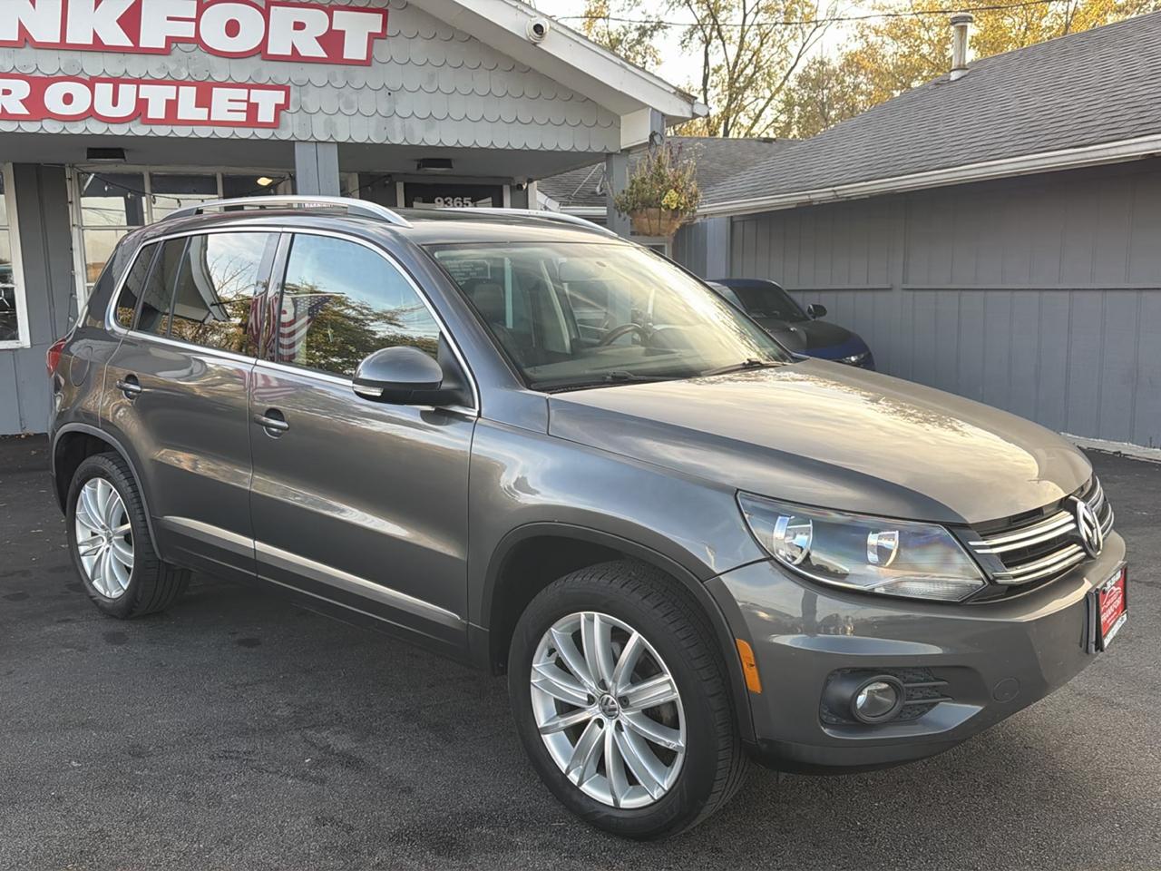 Volkswagen Tiguan 4WD 4dr Auto SEL w/Premium Nav & Dynaudio 2012