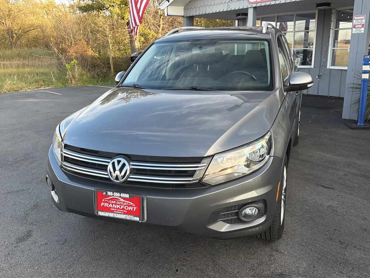 Volkswagen Tiguan 4WD 4dr Auto SEL w/Premium Nav & Dynaudio 2012