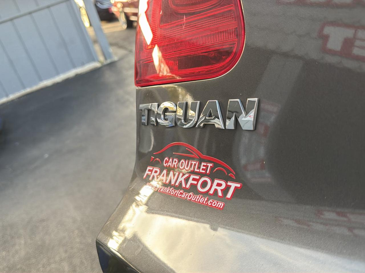 Volkswagen Tiguan 4WD 4dr Auto SEL w/Premium Nav & Dynaudio 2012