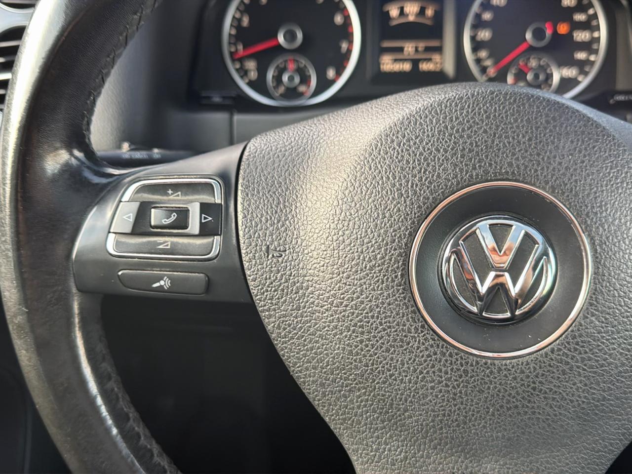 Volkswagen Tiguan 4WD 4dr Auto SEL w/Premium Nav & Dynaudio 2012