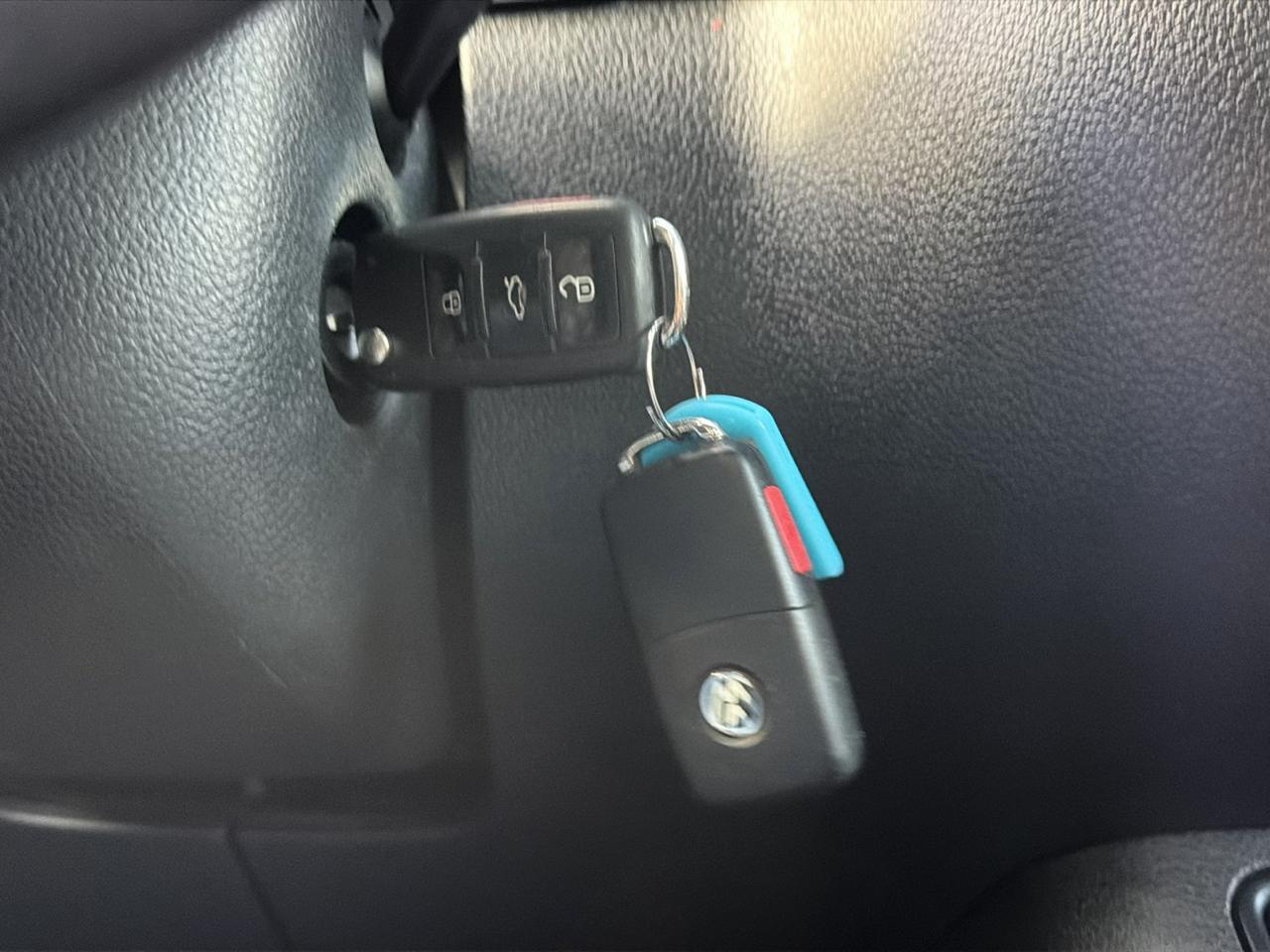 Volkswagen Tiguan 4WD 4dr Auto SEL w/Premium Nav & Dynaudio 2012