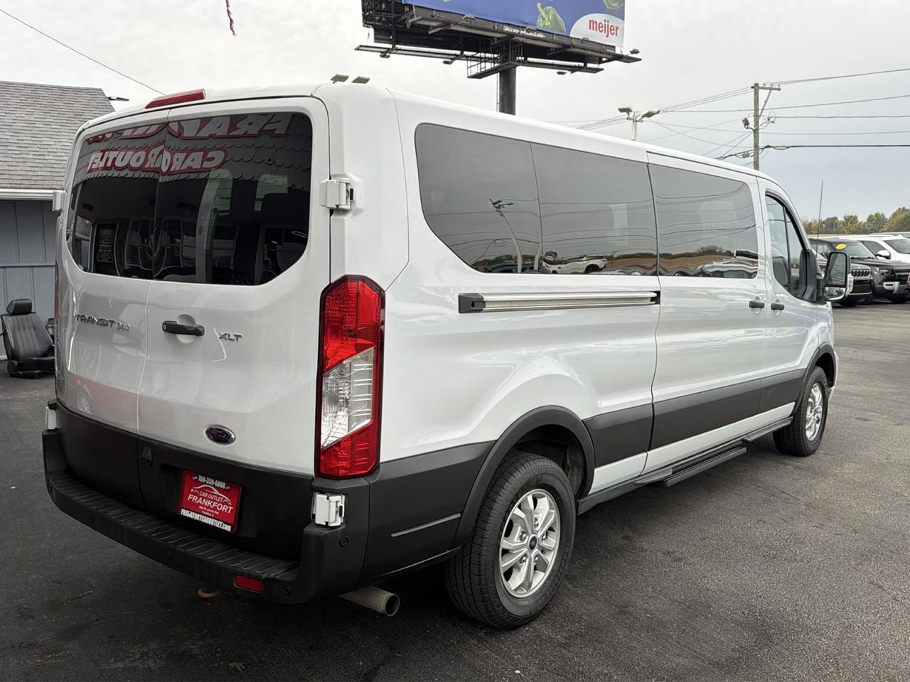 Ford Transit Passenger Wagon T-350 148" Low Roof XLT RWD 2021