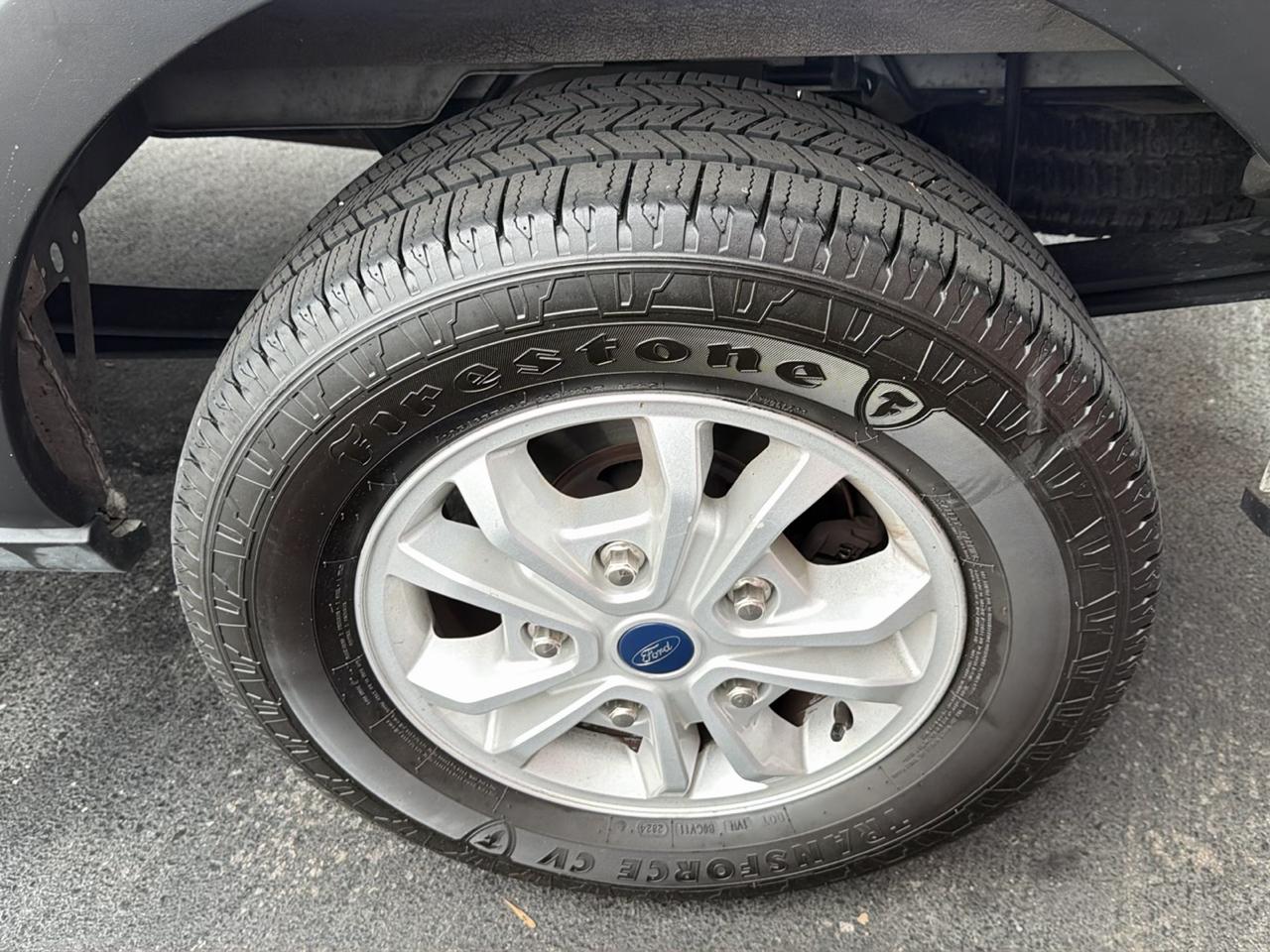 Ford Transit Passenger Wagon T-350 148" Low Roof XLT RWD 2021
