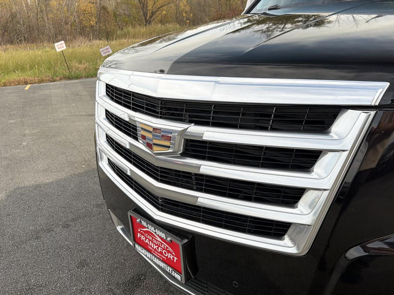 Cadillac Escalade 4WD 4dr Luxury 2015
