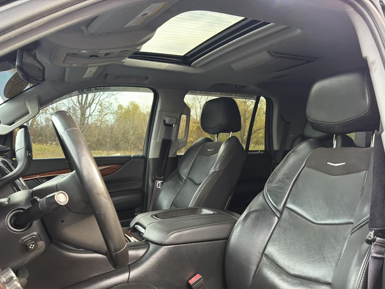 Cadillac Escalade 4WD 4dr Luxury 2015