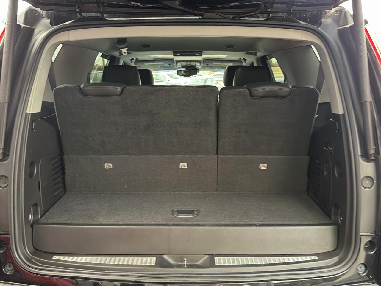 Cadillac Escalade 4WD 4dr Luxury 2015
