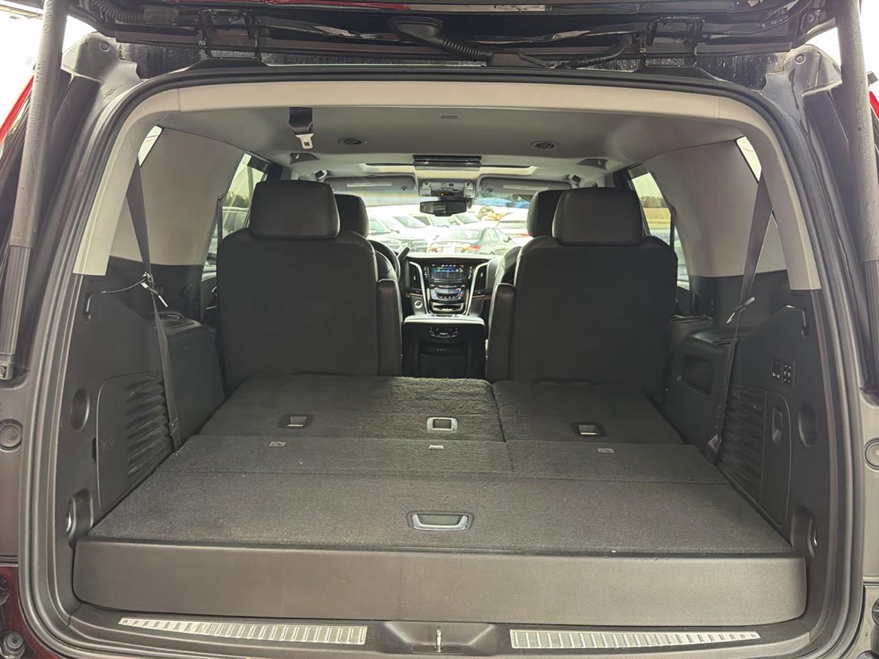 Cadillac Escalade 4WD 4dr Luxury 2015
