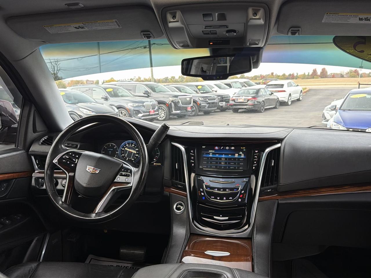Cadillac Escalade 4WD 4dr Luxury 2015