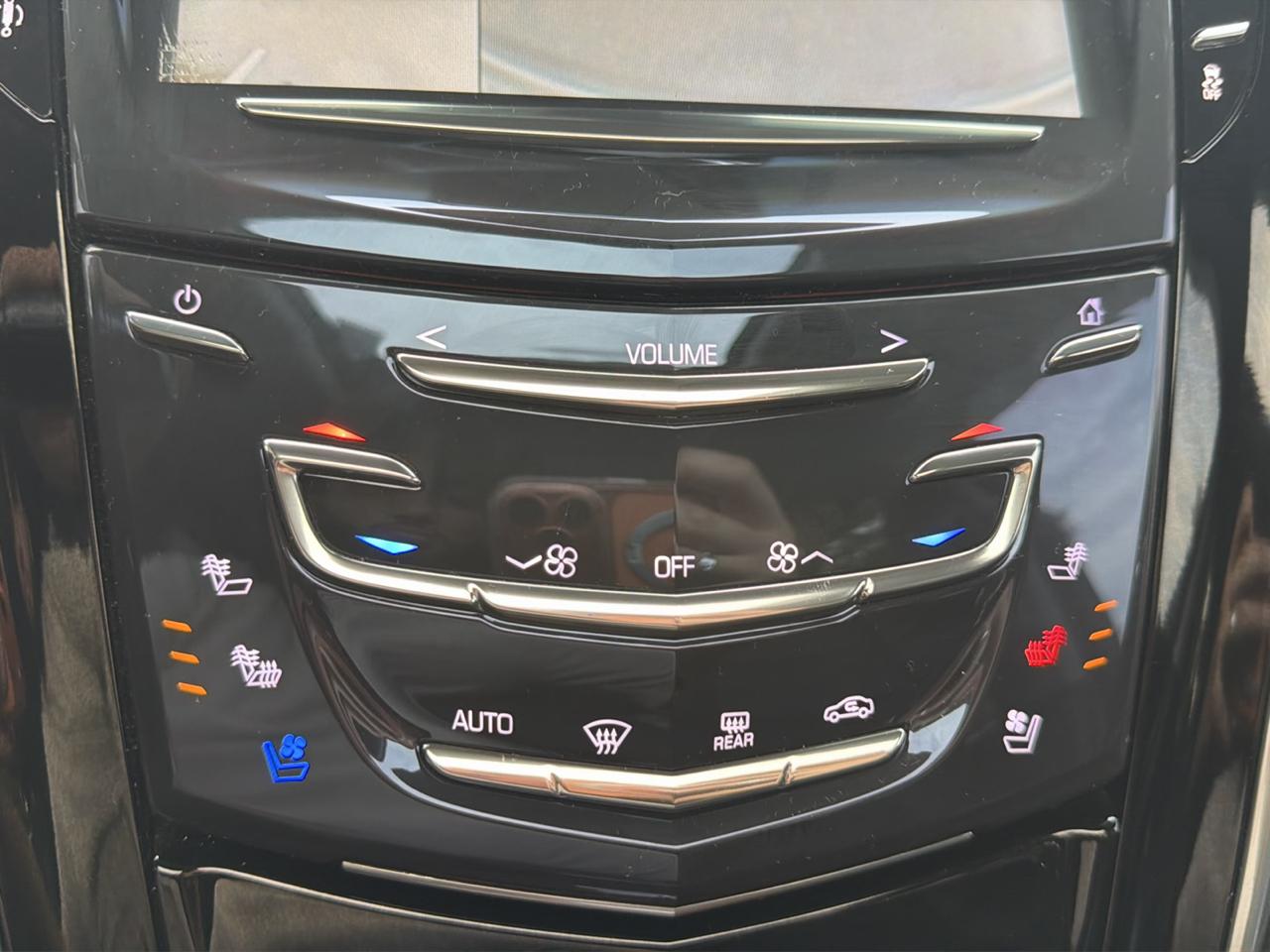 Cadillac Escalade 4WD 4dr Luxury 2015