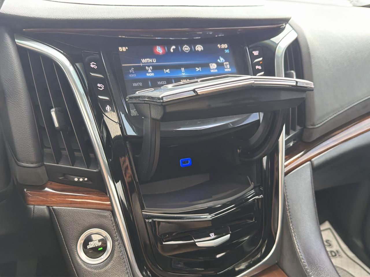 Cadillac Escalade 4WD 4dr Luxury 2015
