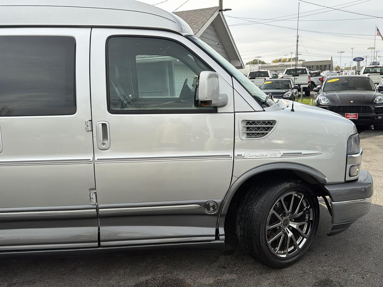 Chevrolet Conversion Van Base 2011