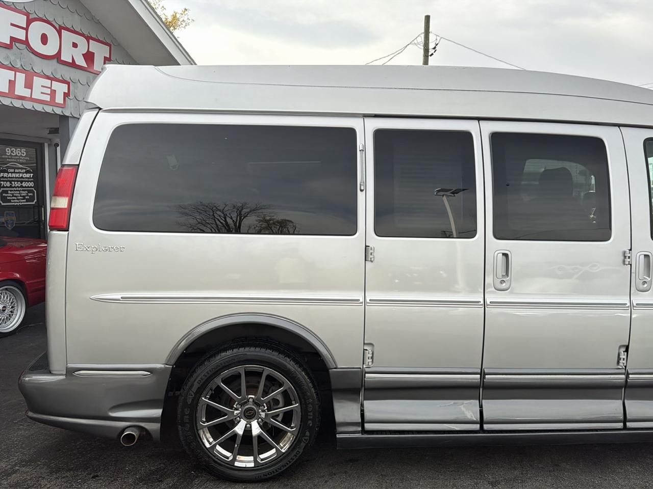 Chevrolet Conversion Van Base 2011