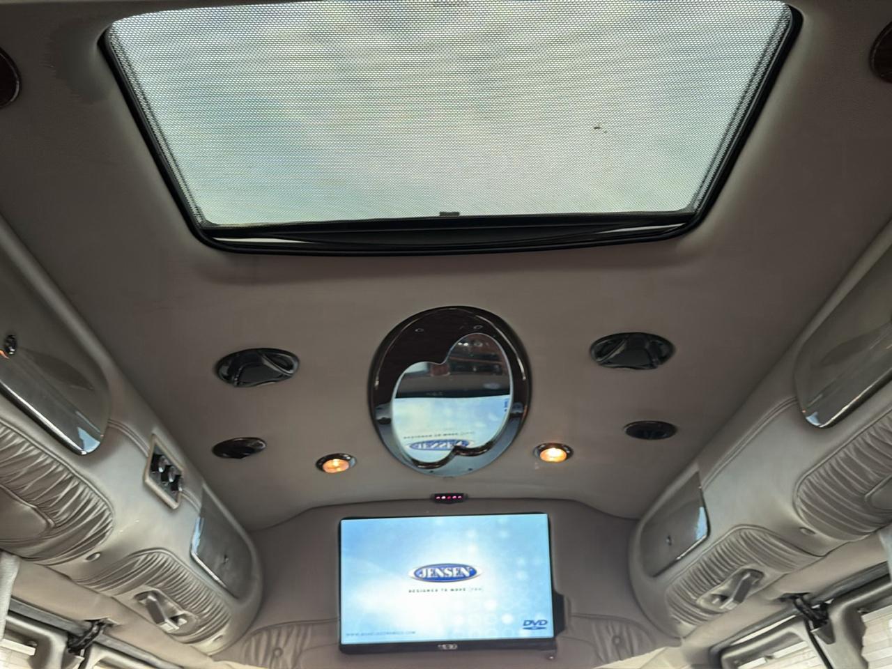 Chevrolet Conversion Van Base 2011