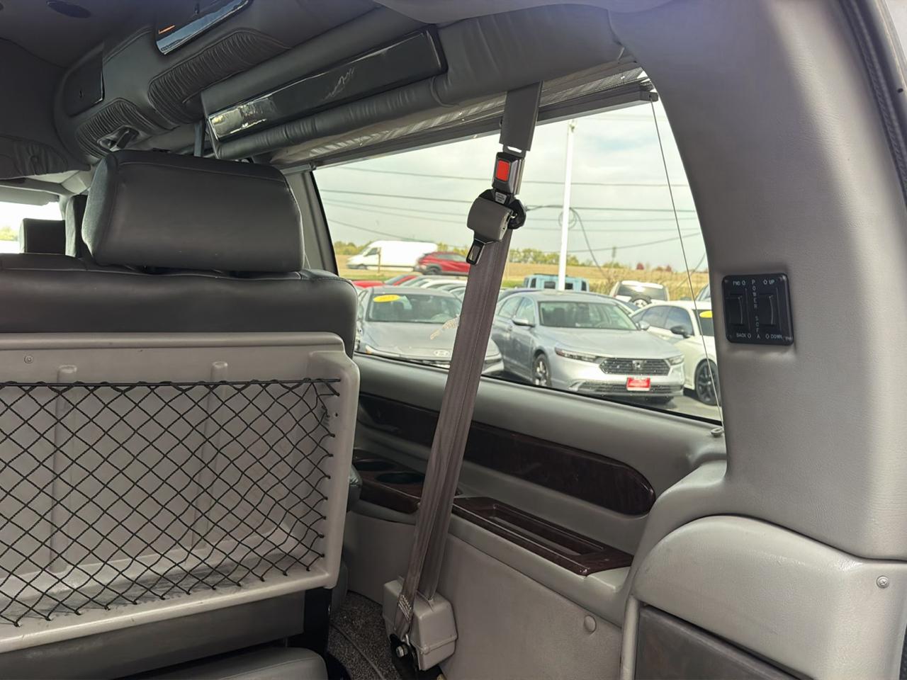 Chevrolet Conversion Van Base 2011