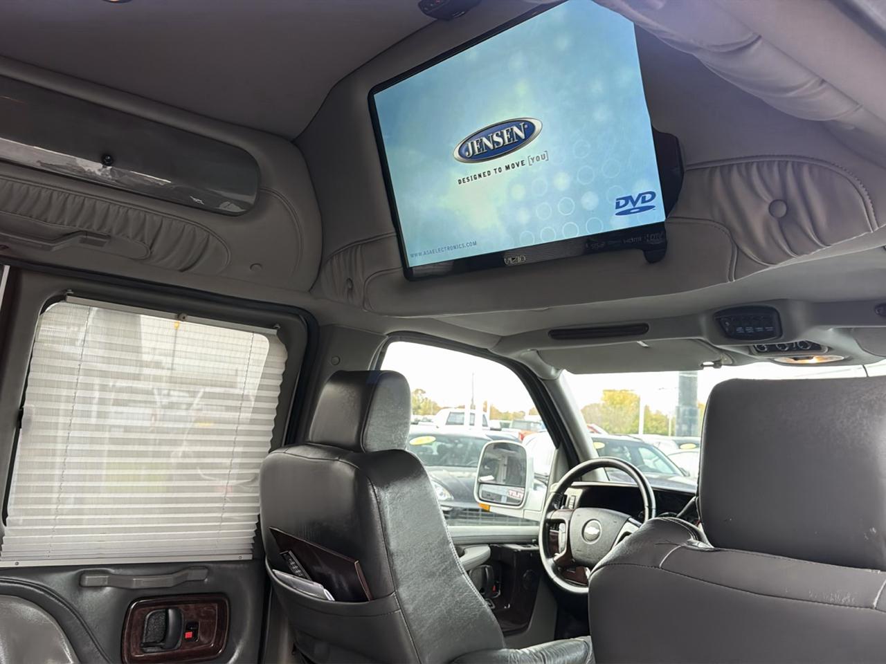 Chevrolet Conversion Van Base 2011
