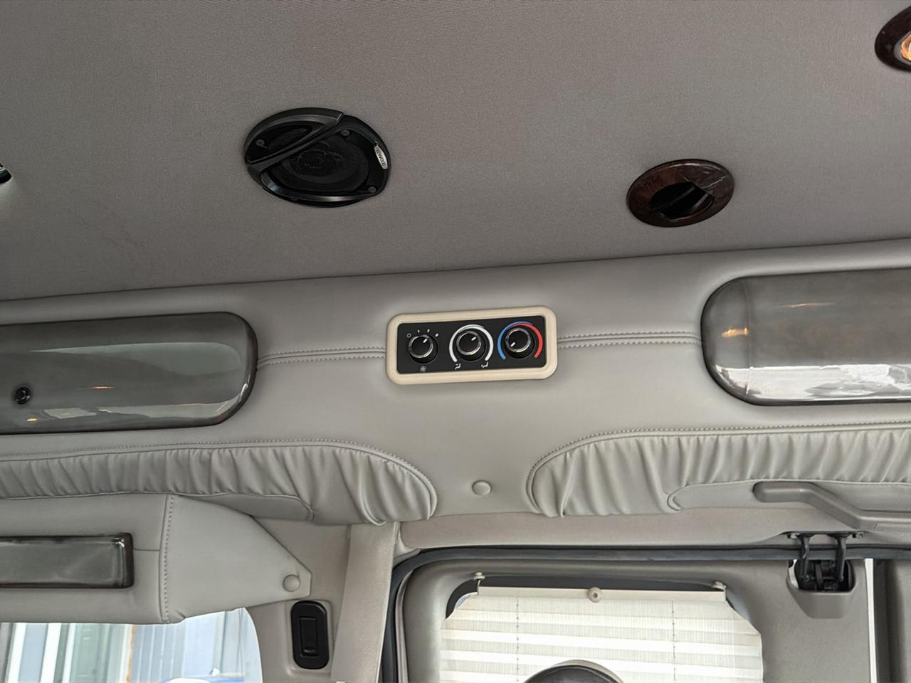 Chevrolet Conversion Van Base 2011