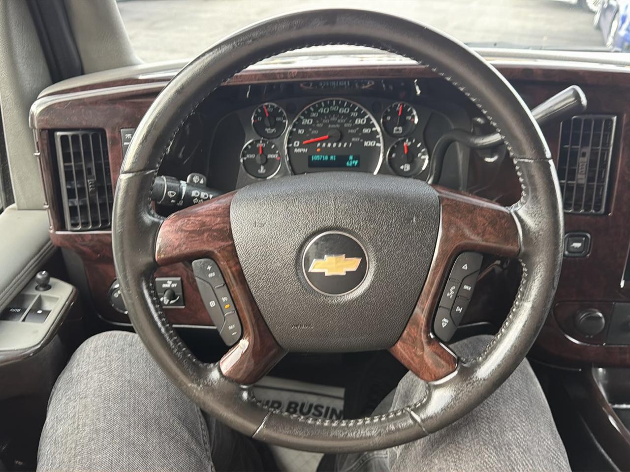 Chevrolet Conversion Van Base 2011