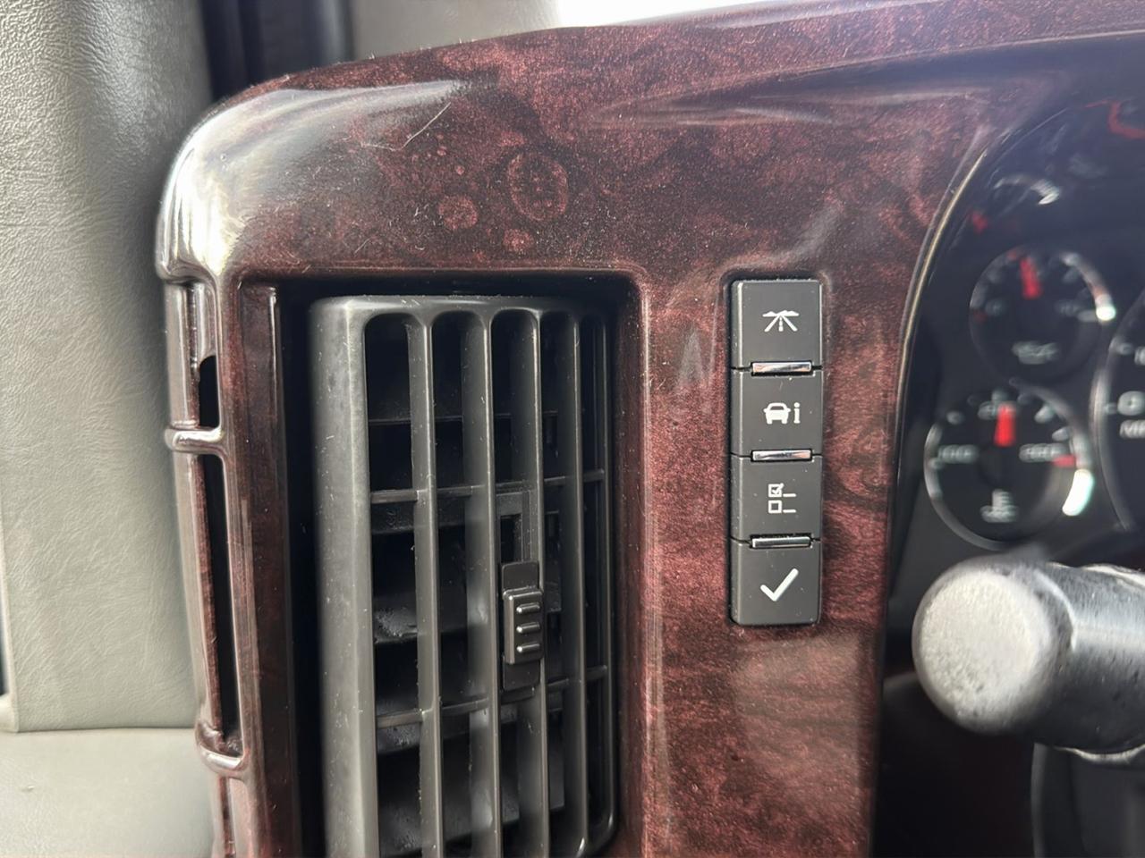 Chevrolet Conversion Van Base 2011