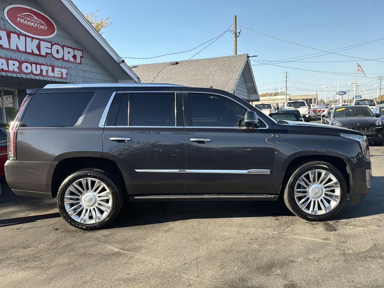 Cadillac Escalade 4WD 4dr Platinum 2016