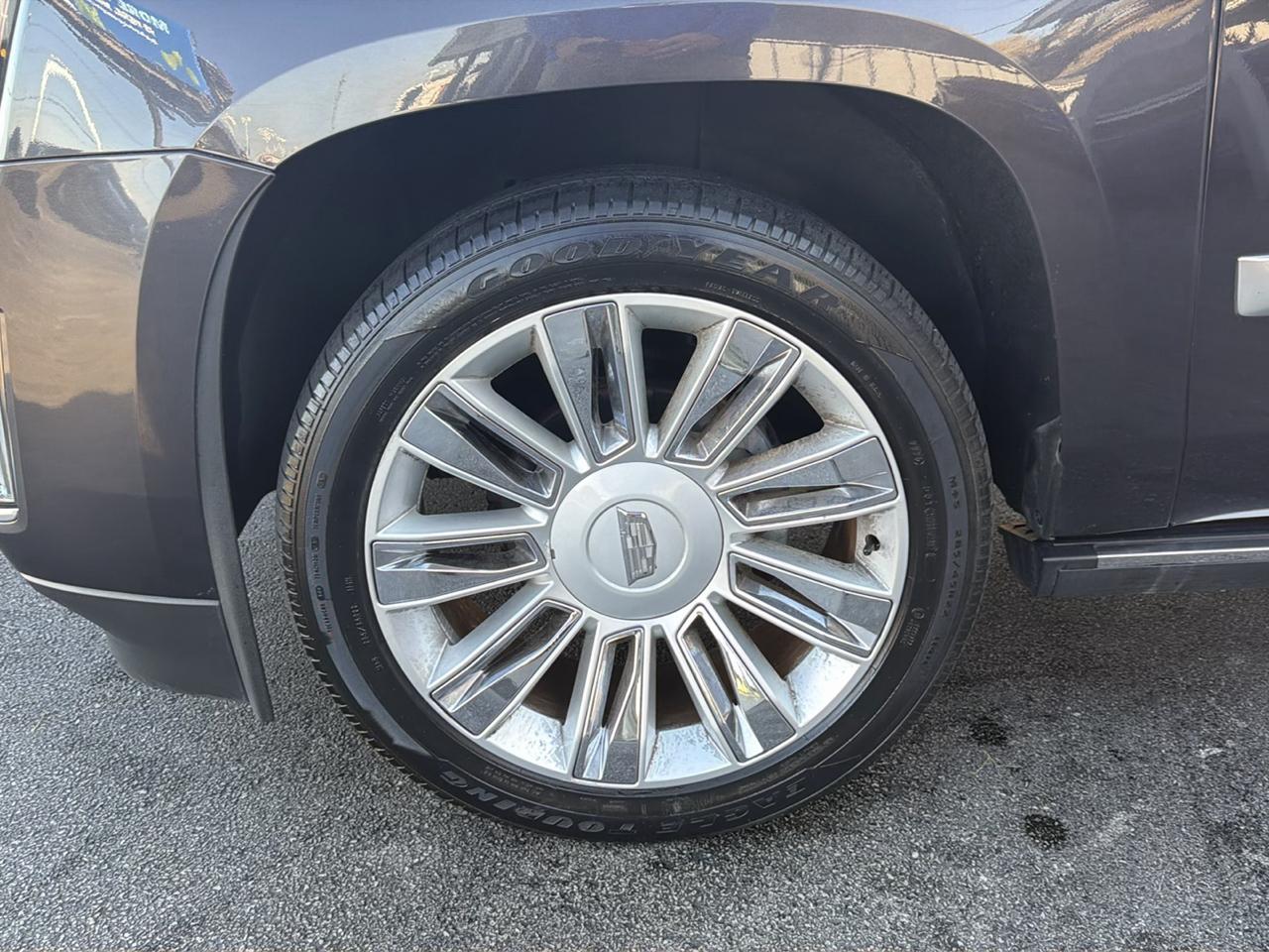 Cadillac Escalade 4WD 4dr Platinum 2016