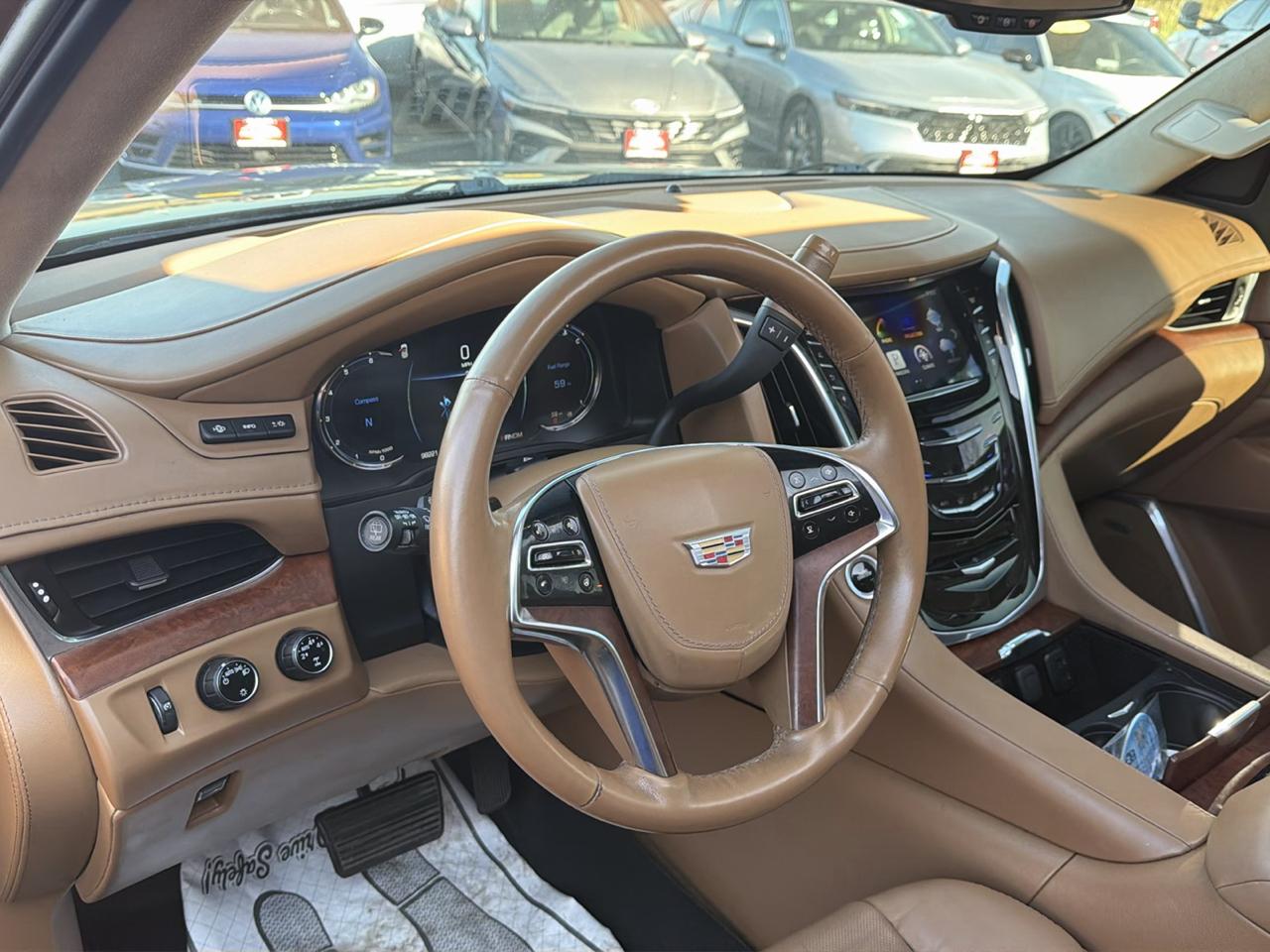 Cadillac Escalade 4WD 4dr Platinum 2016
