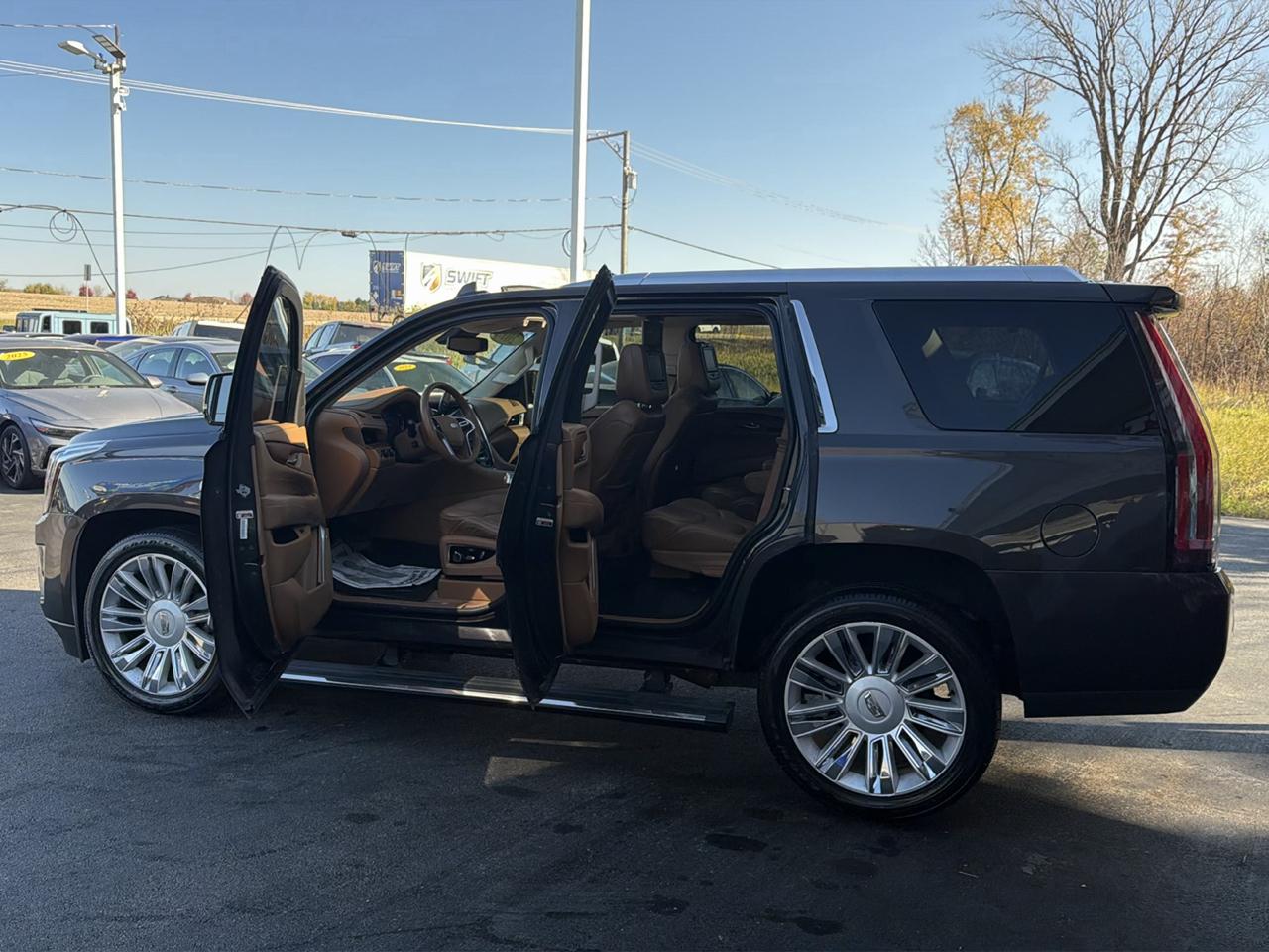 Cadillac Escalade 4WD 4dr Platinum 2016