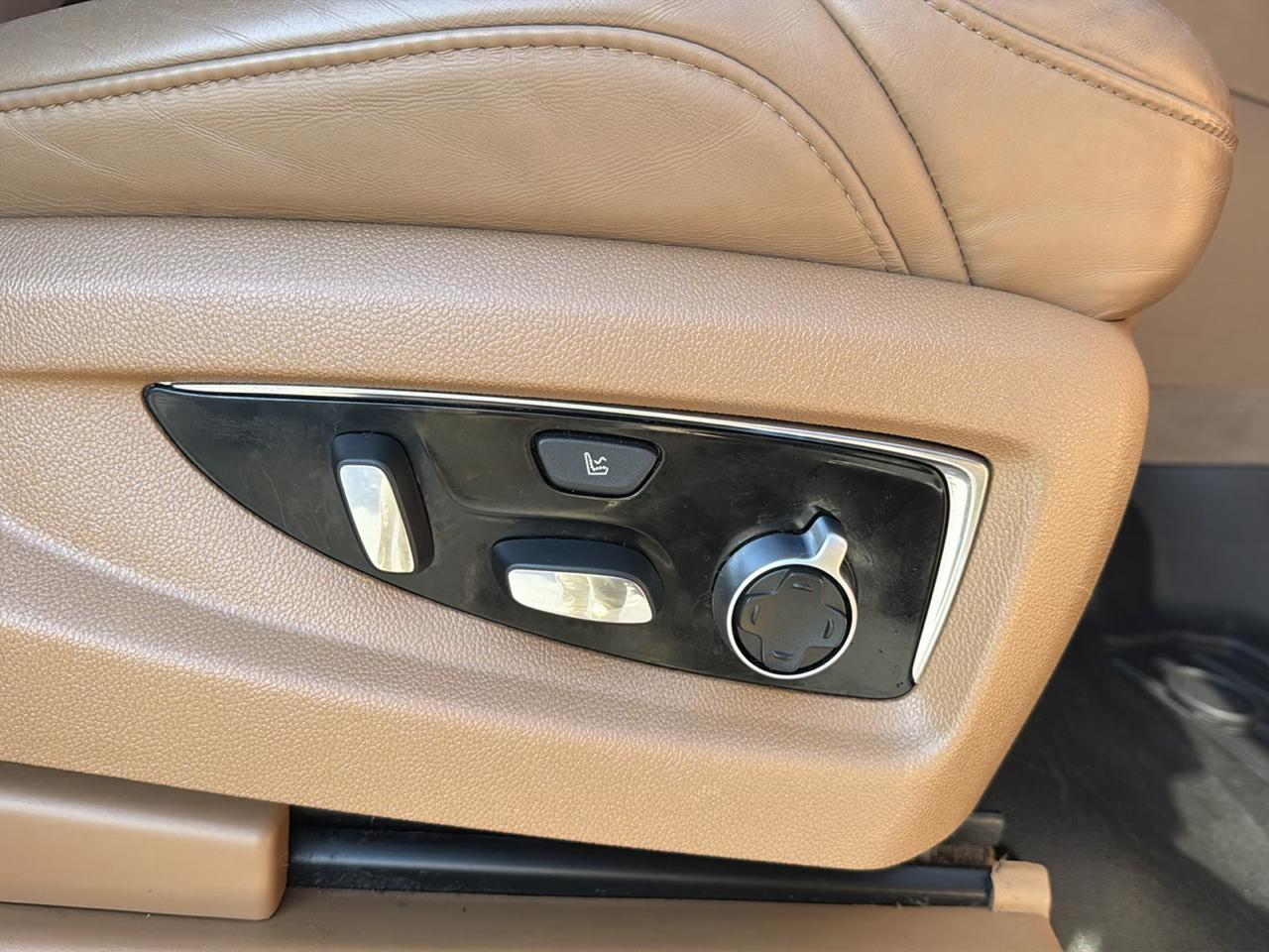 Cadillac Escalade 4WD 4dr Platinum 2016