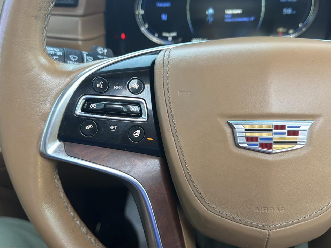 Cadillac Escalade 4WD 4dr Platinum 2016