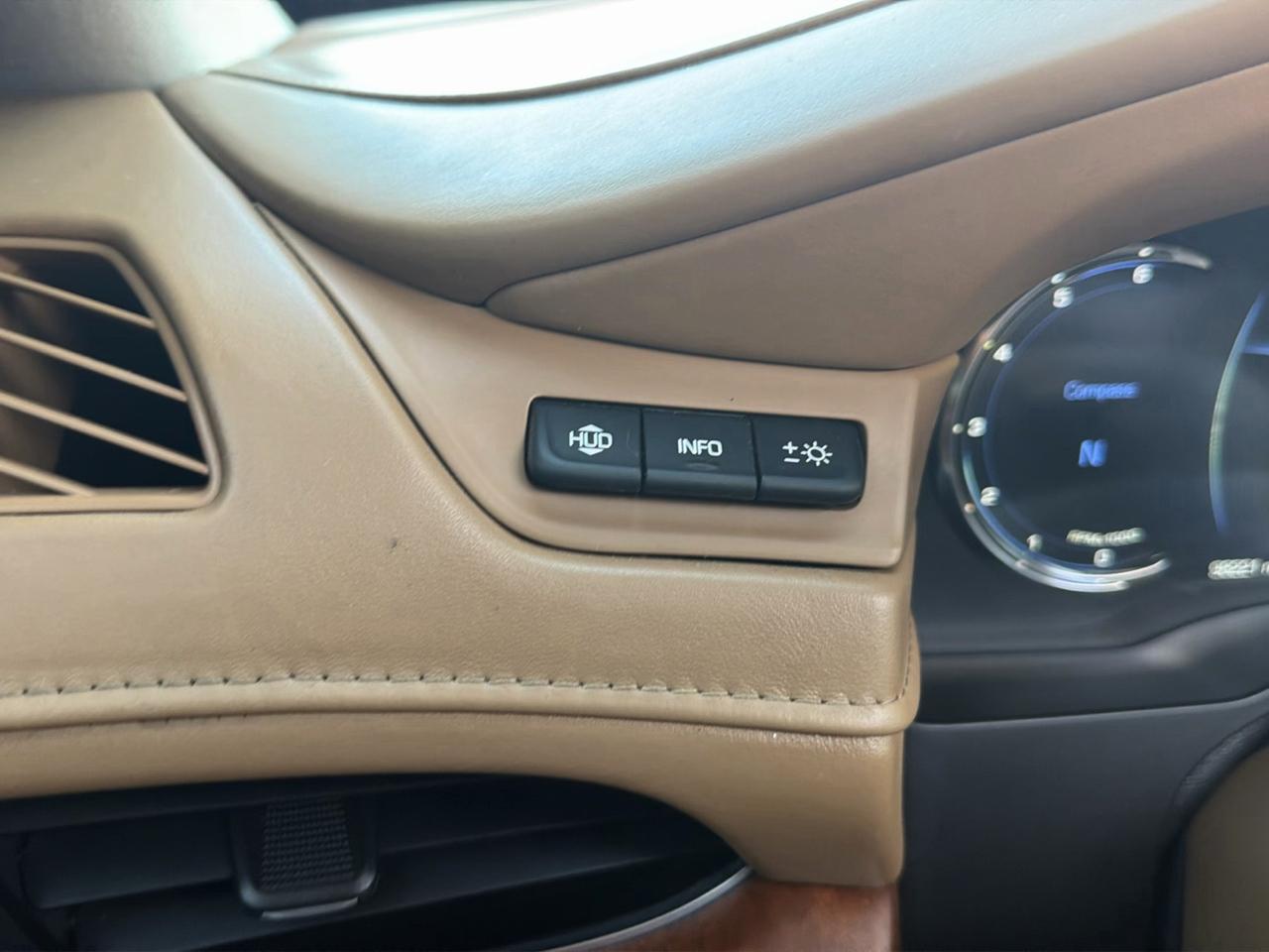 Cadillac Escalade 4WD 4dr Platinum 2016